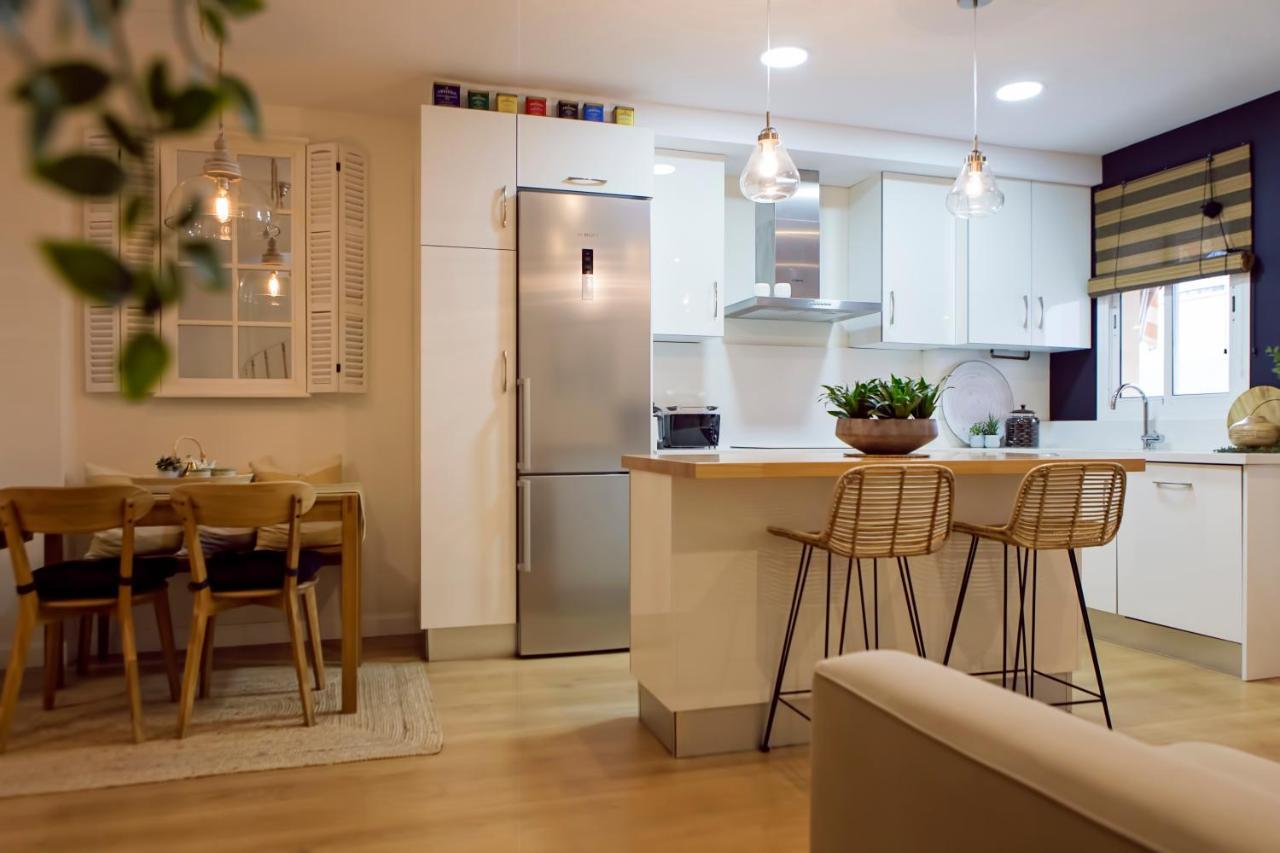 Sol Y Malaga - Designer Duplex Con Terraza Y Parking Lägenhet Exteriör bild